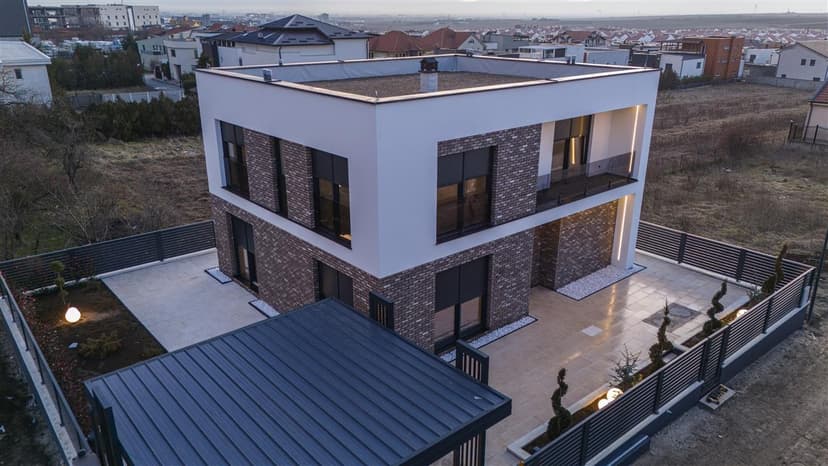 Shtëpi luksoze në shitje